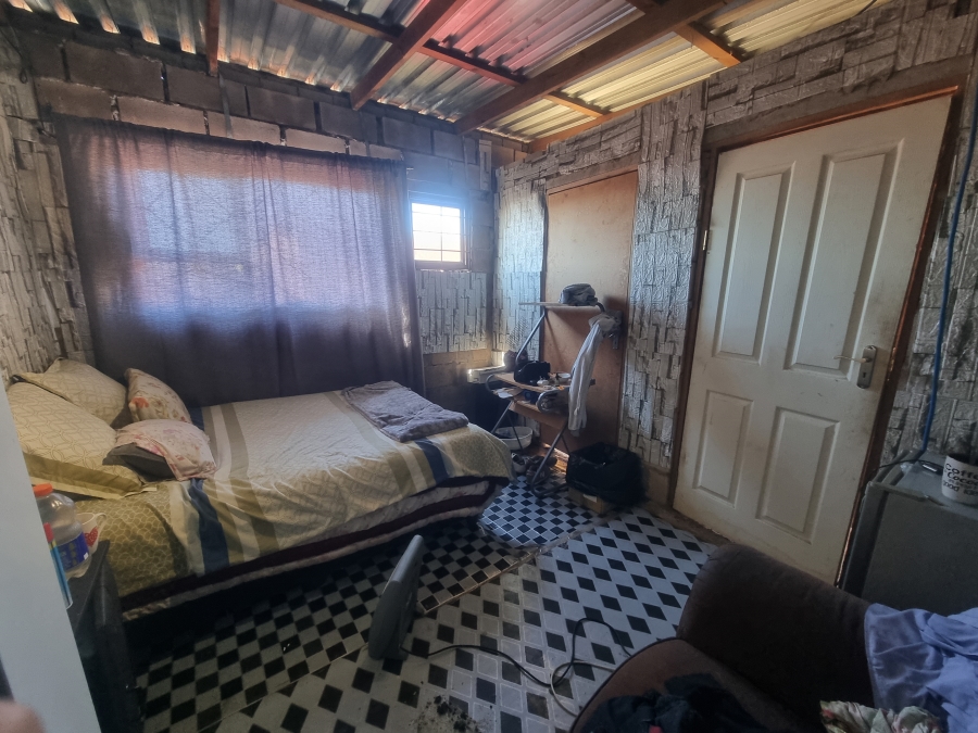 4 Bedroom Property for Sale in Kwanonqaba Western Cape